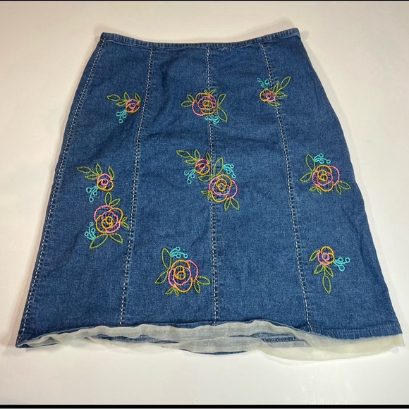 Flower denim skirt - Picture 1 of 5